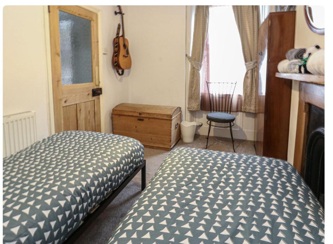 Seaview Cottage With Oodles Of Charm Sleeps 4 Portland Exterior photo